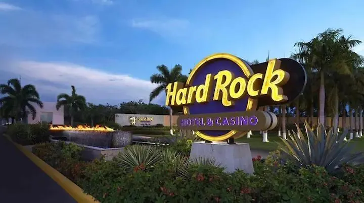Penthouse In Hard Rock Area Beach, Casino & Pool Apartment Punta Cana Dominican Republic